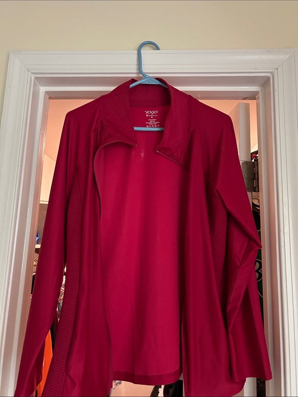 VOGO Athletica Red Jacket XL